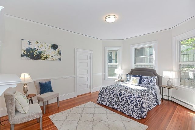 28 Inman St 2, Cambridge, MA 02139