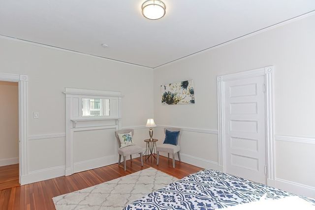 28 Inman St 2, Cambridge, MA 02139