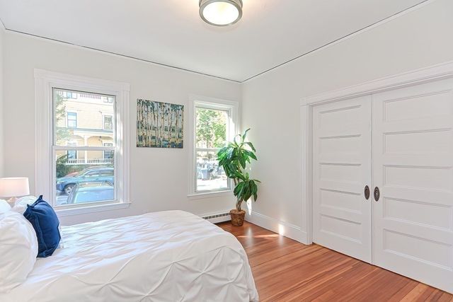 28 Inman St 2, Cambridge, MA 02139