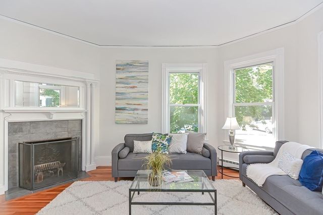 28 Inman St 2, Cambridge, MA 02139