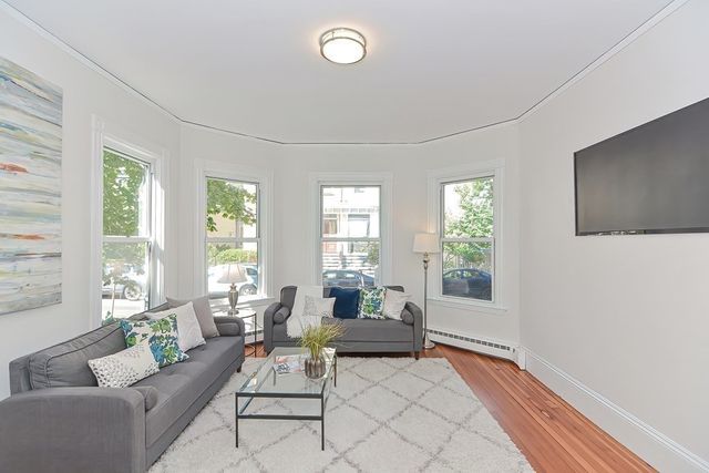 28 Inman St 2, Cambridge, MA 02139