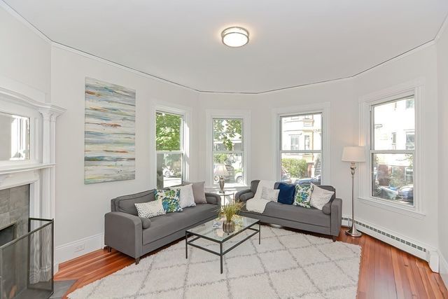28 Inman St 2, Cambridge, MA 02139