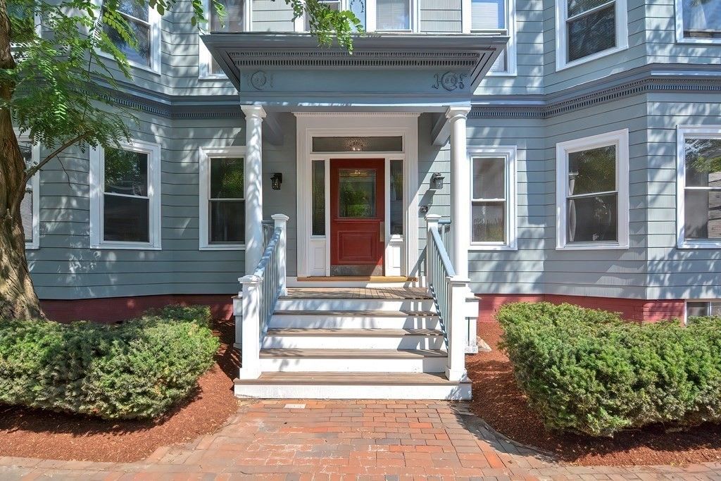 28 Inman St 2, Cambridge, MA 02139