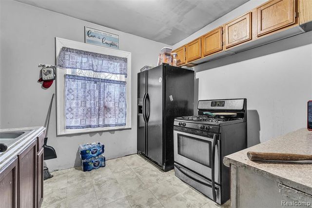 14216 Kentucky Street, Detroit, MI 48238