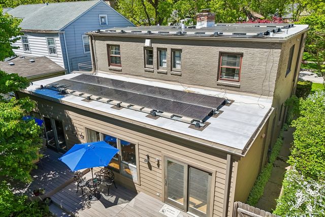 2724 Simpson Street, Evanston, IL 60201