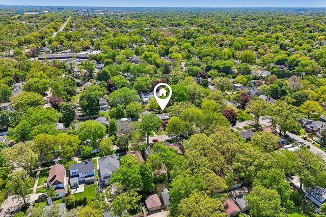 2724 Simpson Street, Evanston, IL 60201