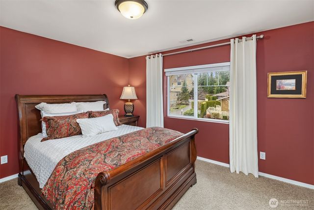 9214 Merritt Avenue SE, Snoqualmie, WA 98065