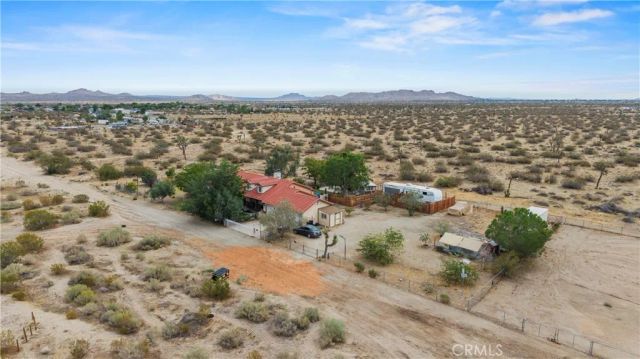 37350 115th Street East, Littlerock, CA 93543