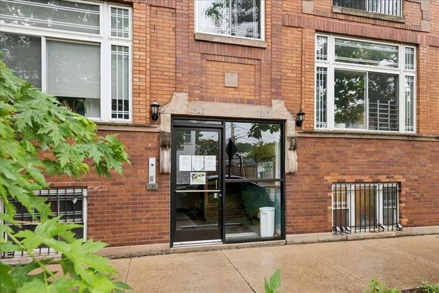 3845 W Altgeld Street G, Chicago, IL 60647
