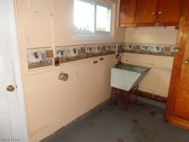 6512 Denison Boulevard, Parma Heights, OH 44130