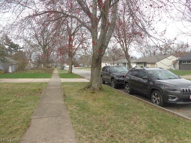 6512 Denison Boulevard, Parma Heights, OH 44130