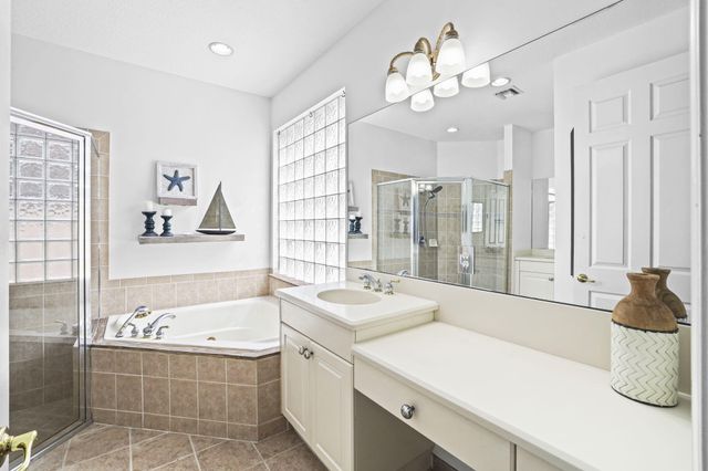 1884 SW Jamesport Drive, Port St. Lucie, Port St Lucie, FL 34953