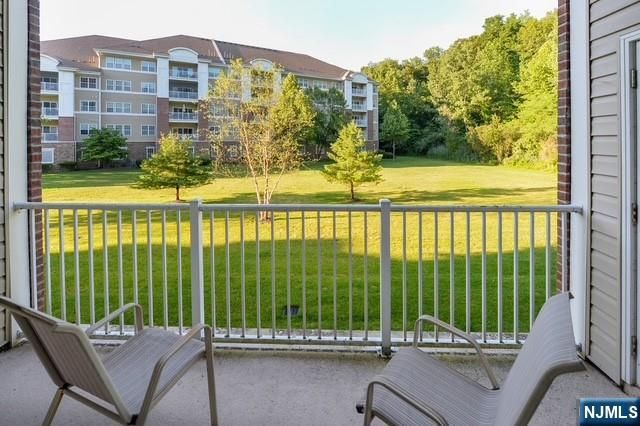 2107 Warrens Way 107, Wanaque, NJ 07465