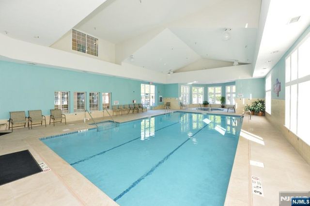 2107 Warrens Way 107, Wanaque, NJ 07465