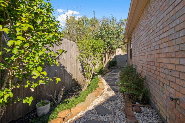 14126 Glen Canon Lane, Houston, TX 77069