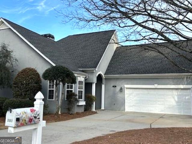 207 Lenox Drive, Peachtree City, GA 30269