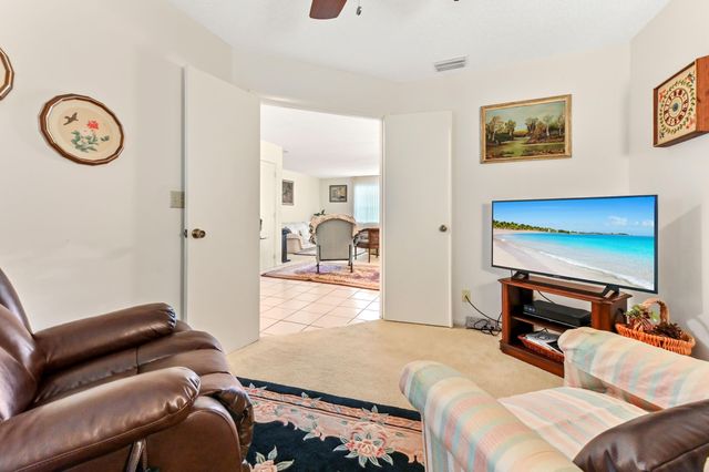 3385 Jog Park Drive, Greenacres, FL 33467