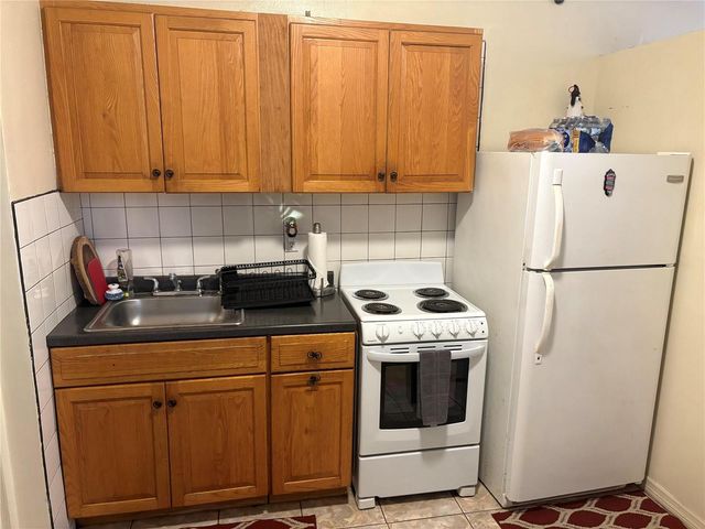 17131 NW 32 Court apt 1, Miami Gardens, FL 33056