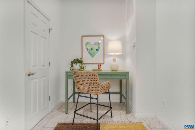 161 BROOKWOOD DR, Charlottesville, VA 22902