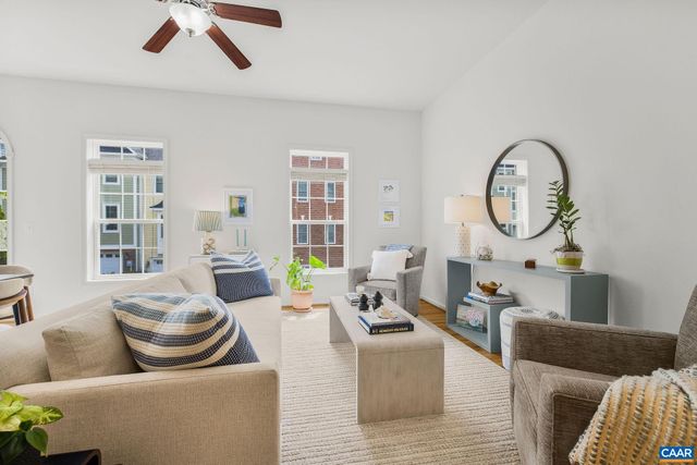 161 BROOKWOOD DR, Charlottesville, VA 22902