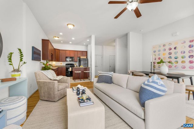 161 BROOKWOOD DR, Charlottesville, VA 22902