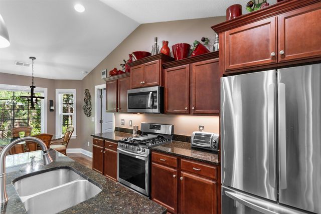 357 Farm Trac Dr., Galivants Ferry, SC 29544