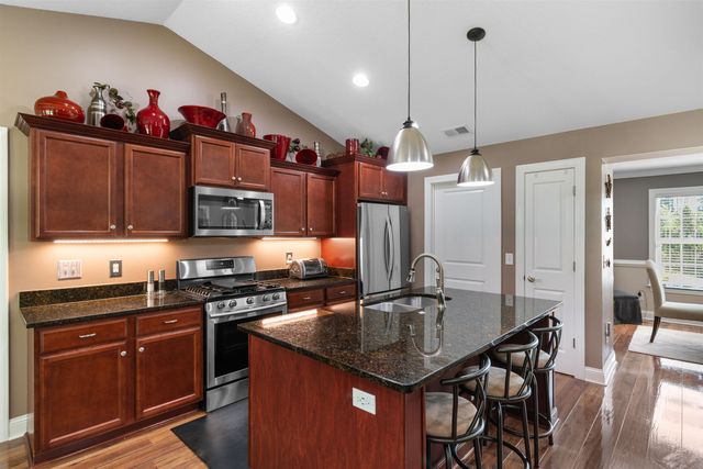 357 Farm Trac Dr., Galivants Ferry, SC 29544