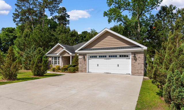 357 Farm Trac Dr., Galivants Ferry, SC 29544