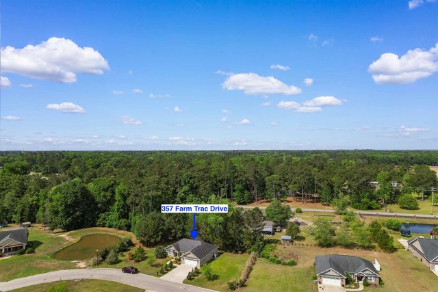 357 Farm Trac Dr., Galivants Ferry, SC 29544