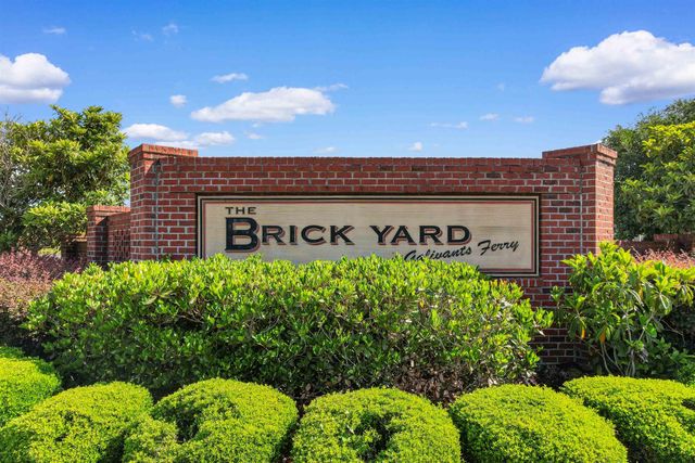 357 Farm Trac Dr., Galivants Ferry, SC 29544