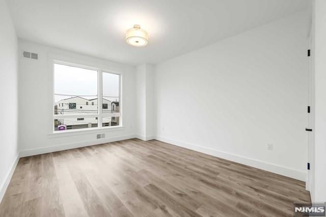 71 Henry Avenue 1st FL, Palisades Park, NJ 07650