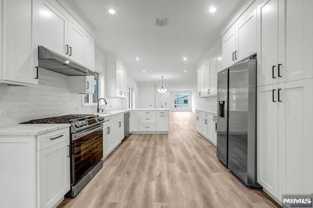 71 Henry Avenue 1st FL, Palisades Park, NJ 07650