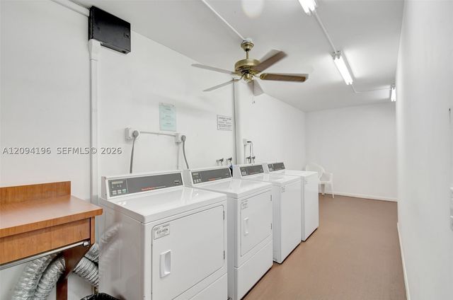 13475 SW 9th St 413A, Pembroke Pines, FL 33027
