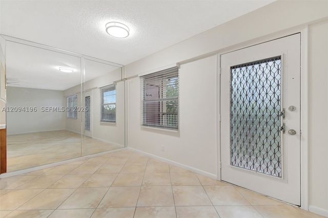 13475 SW 9th St 413A, Pembroke Pines, FL 33027