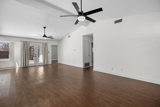 2103 W Riviera DR, Cedar Park, TX 78613