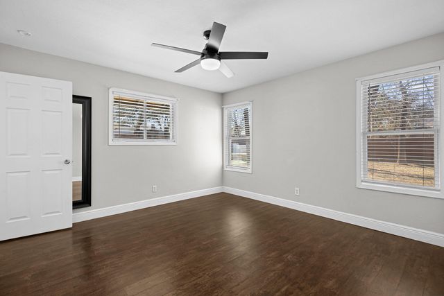 2103 W Riviera DR, Cedar Park, TX 78613