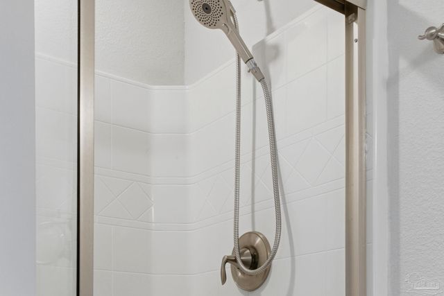 3857 Sandspur Ln, Pensacola, FL 32506