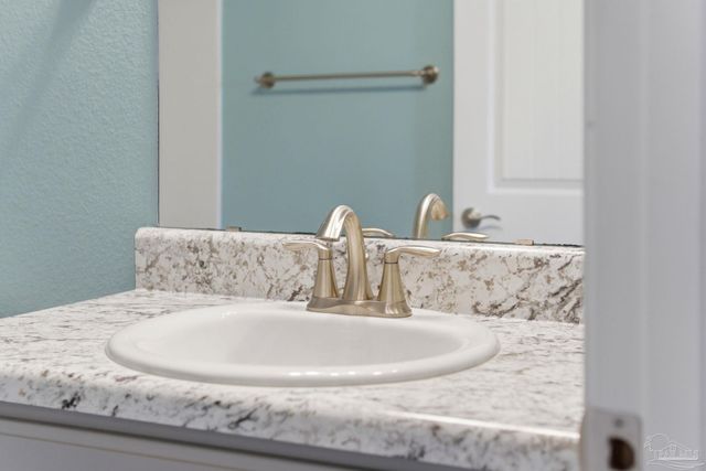 3857 Sandspur Ln, Pensacola, FL 32506