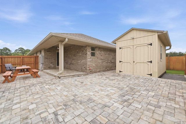 3857 Sandspur Ln, Pensacola, FL 32506