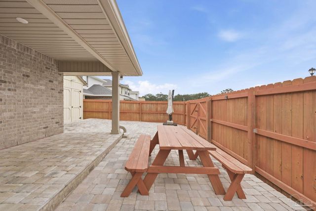 3857 Sandspur Ln, Pensacola, FL 32506