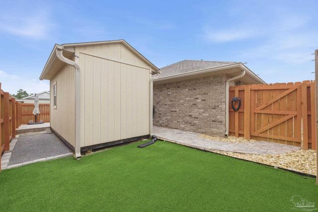 3857 Sandspur Ln, Pensacola, FL 32506