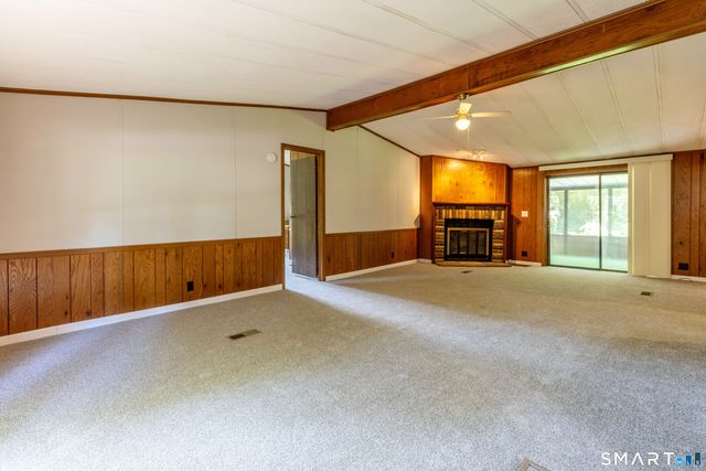 65 Colchester Commons, Colchester, CT 06415