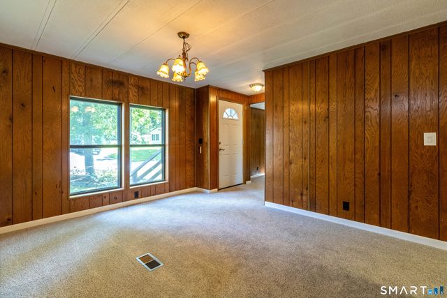 65 Colchester Commons, Colchester, CT 06415