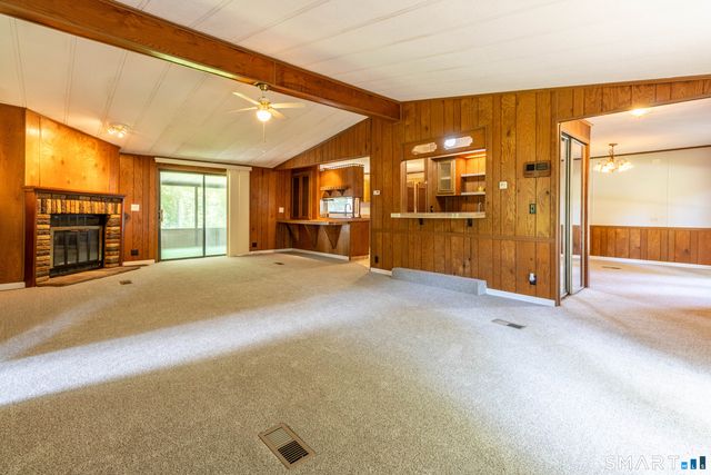 65 Colchester Commons, Colchester, CT 06415