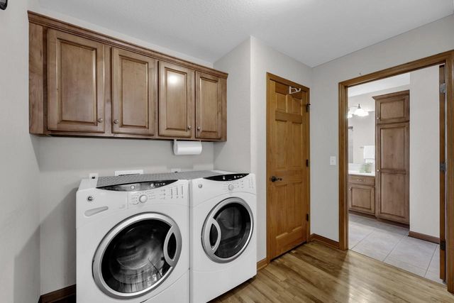 2844 Oakmont DRIVE, East Troy, WI 53120