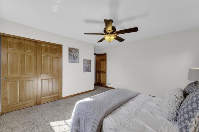 2844 Oakmont DRIVE, East Troy, WI 53120