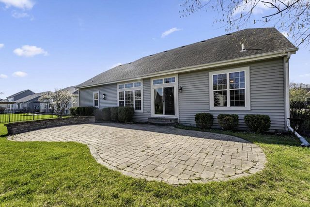 2844 Oakmont DRIVE, East Troy, WI 53120