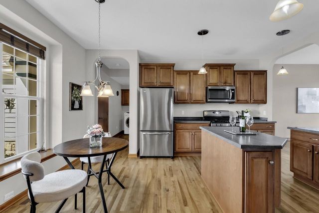 2844 Oakmont DRIVE, East Troy, WI 53120