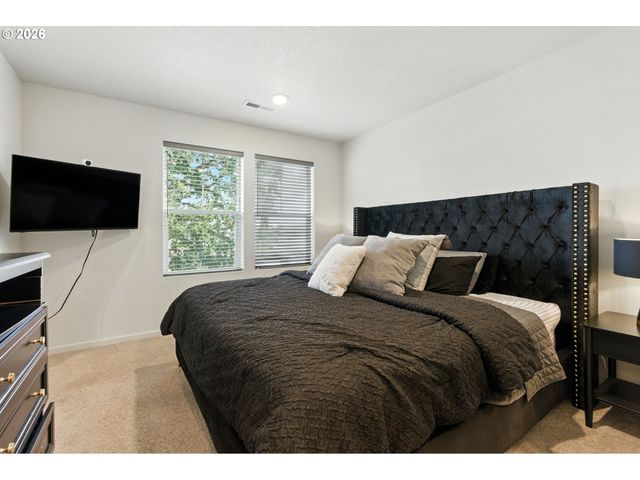 627 Ne 72ND St, Vancouver, WA 98665