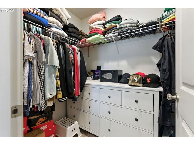 627 Ne 72ND St, Vancouver, WA 98665